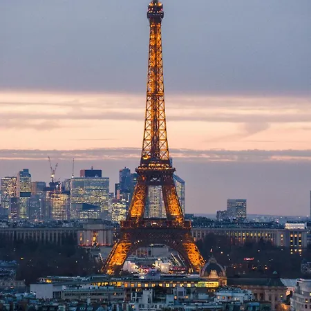 Luxury 75m2 With Eiffel Tower View, Metro 1 Min, Parking Apartment *