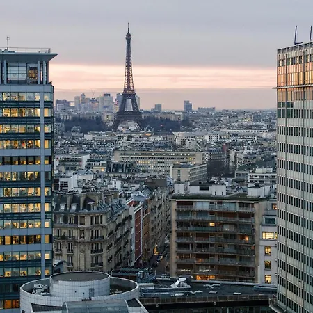 Luxury 75m2 With Eiffel Tower View, Metro 1 Min, Parking Apartment *