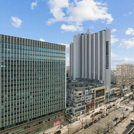 Luxury 75m2 With Eiffel Tower View, Metro 1 Min, Parking Parigi
